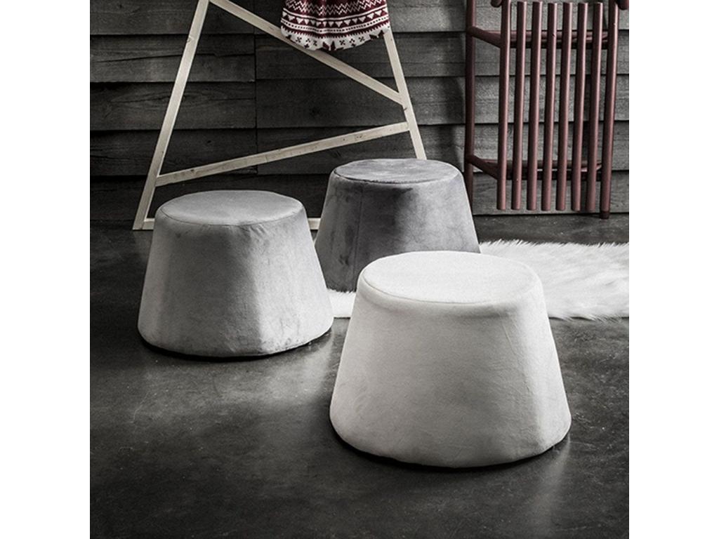 Beige Velvet Ottoman, 31.5 x 34 x 46.5 cm