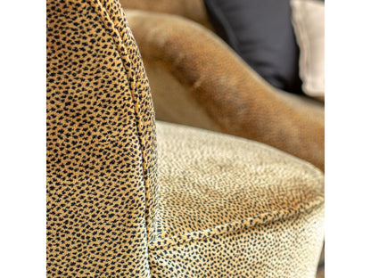 Brown Velvet Accent Chair, 61 x 70 x 73 cm